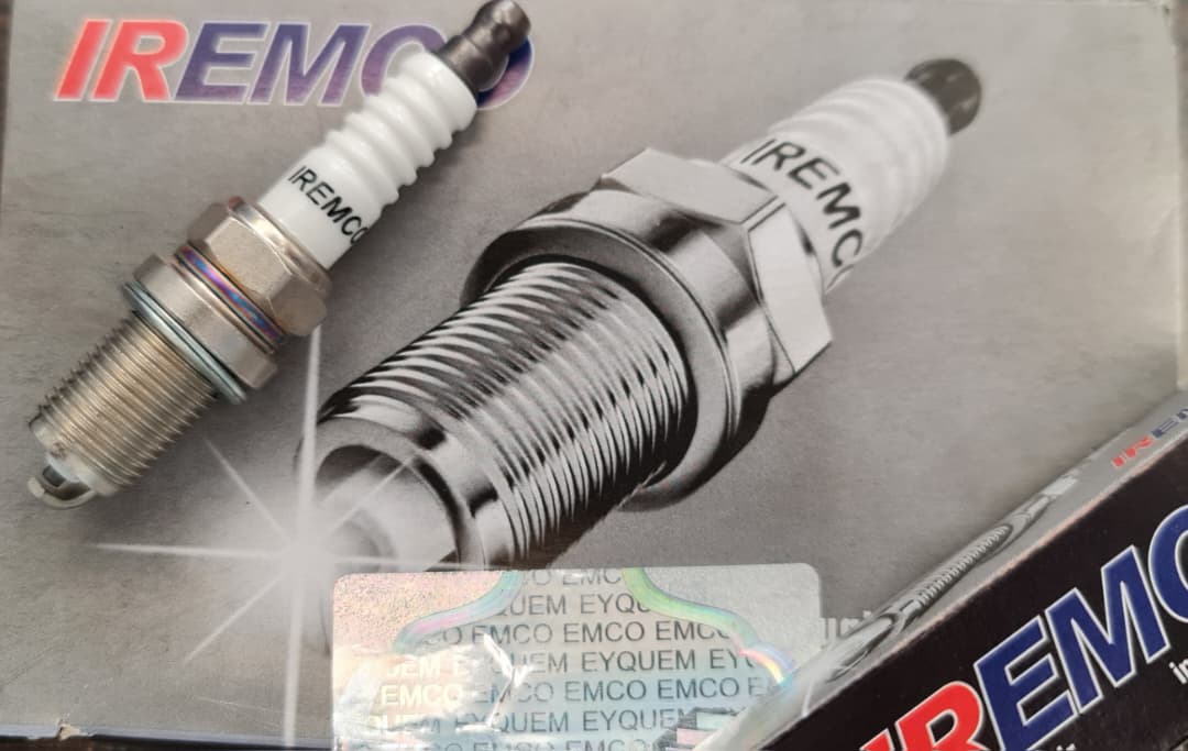 شمع RFN 6 LZ شمع RFN 6LZ برند IR Emco اتحاد موتور(4 عددی) - Image 1
